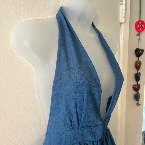 Sexist Top Ever~ Backless Halter Flare Style Top - Picture 5 of 8